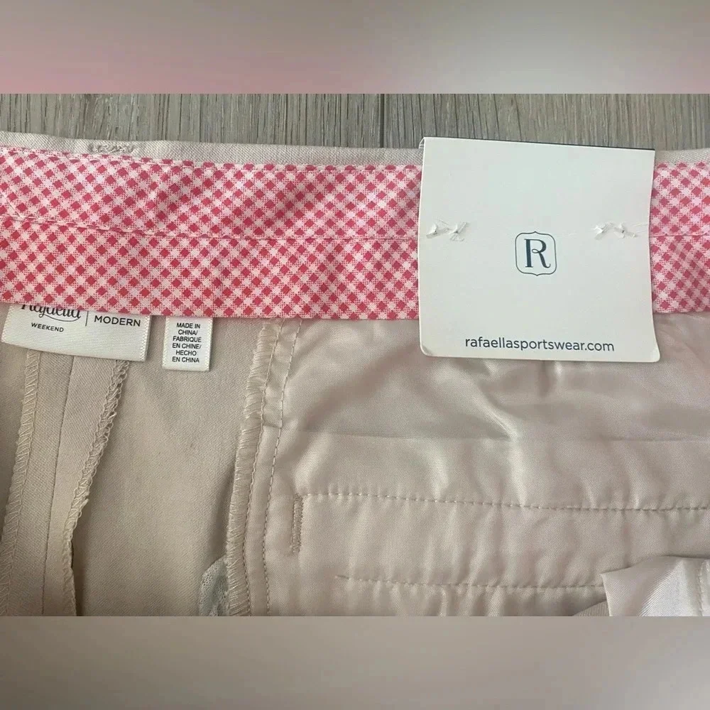 Rafaella Women's Low Rise Straight‎ Hip Modern Weekend Tan Stretch Shorts 22W